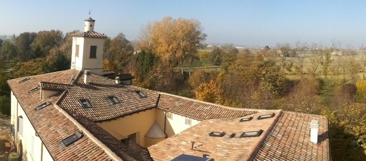Bed and Breakfast La Torre Di Longara Calderara di Reno Exterior foto