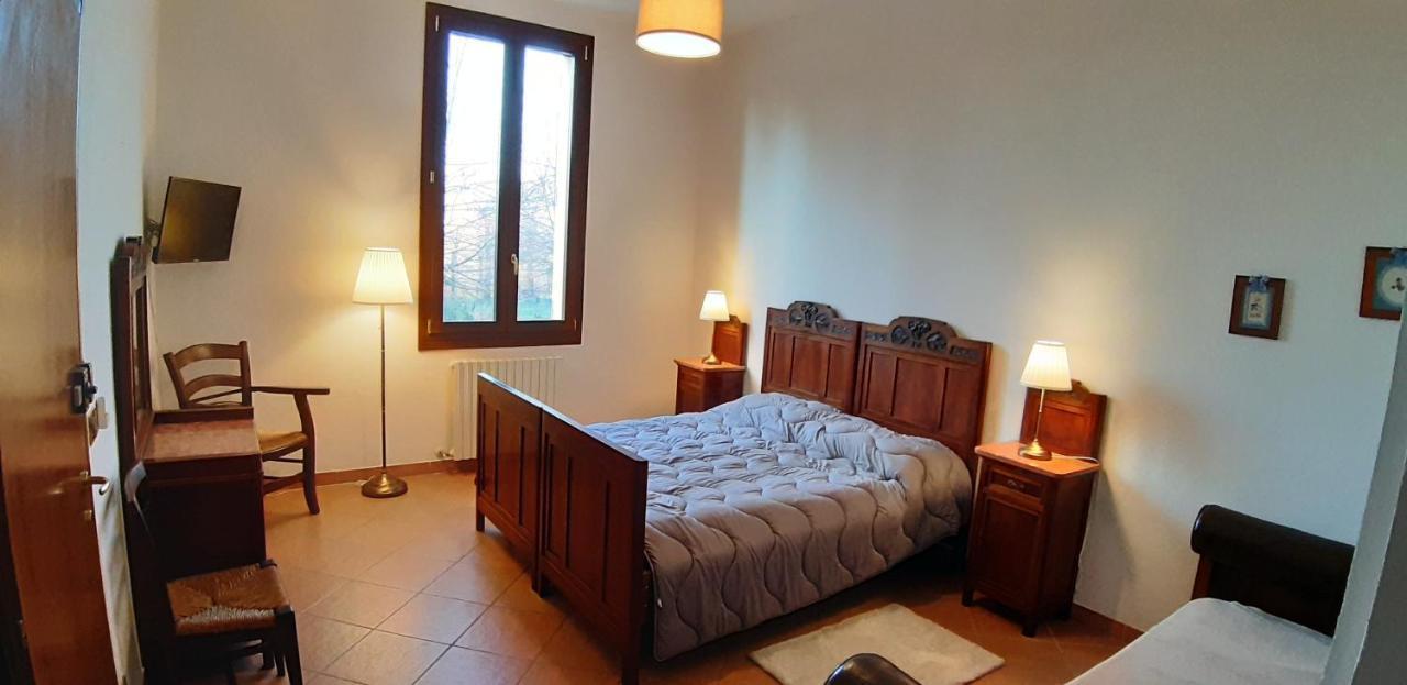 Bed and Breakfast La Torre Di Longara Calderara di Reno Exterior foto